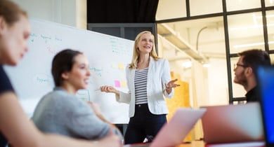 Personen in einem Workshop