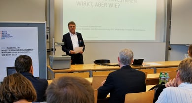 Gunthard Niederbäumer