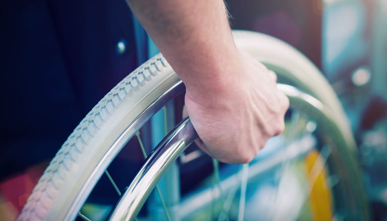 Therapierung von Handfunktionsstörungen bei Tetraplegikern