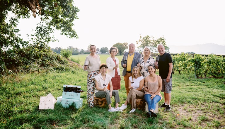 Familie Cruchon Jahresmagazin VIEW 2024