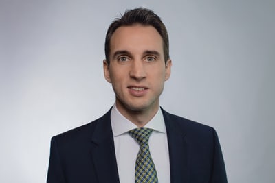 Rene Harlacher Portrait_View