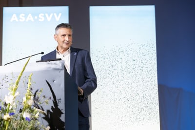 Blick nach vorn: Matthias Bellwald, Gemeindepräsident von Blatten, zeigte die «Vison Blatten 2023».